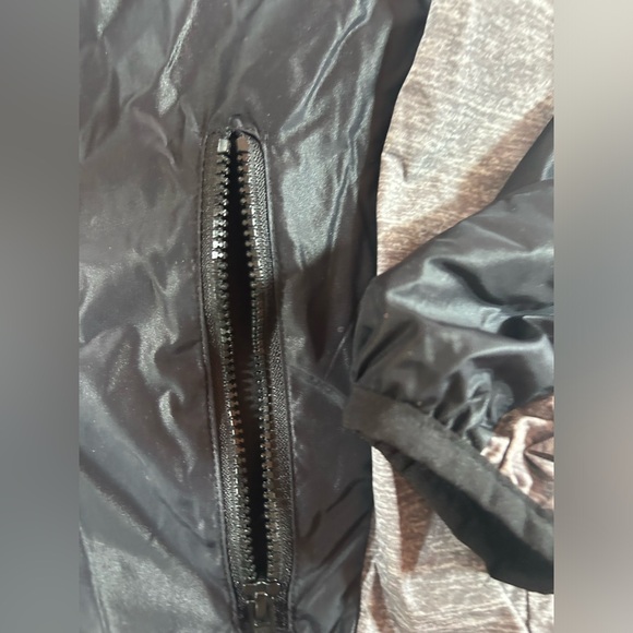 Stylish windbreaker - Picture 2 of 7